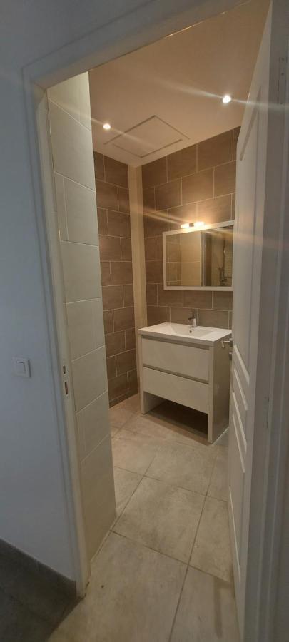 Appartement 2 *