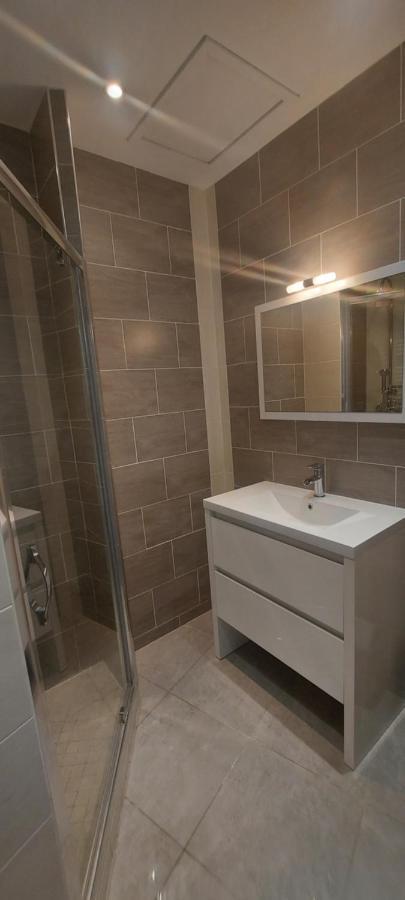 Appartement 2 *